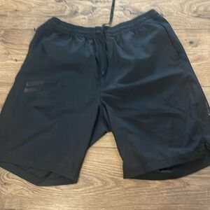 Black Large Hurley shorts